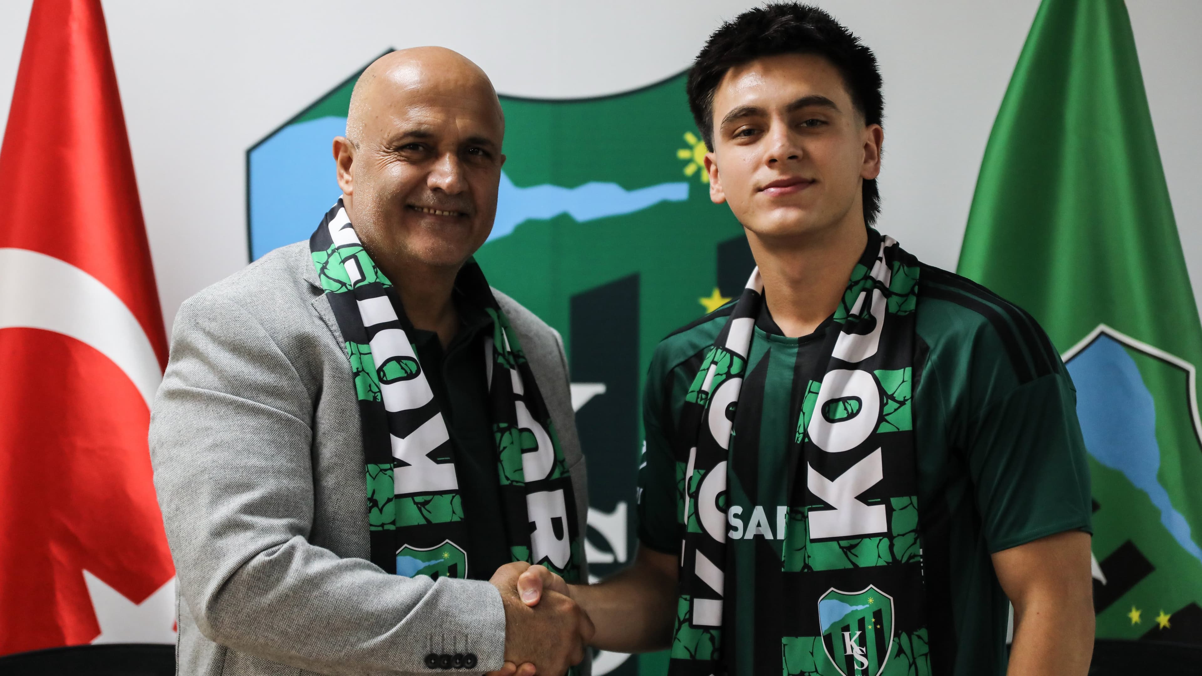 Kocaelispor, Haydar Karataş ile 4 yıllık sözleşme imzaladı