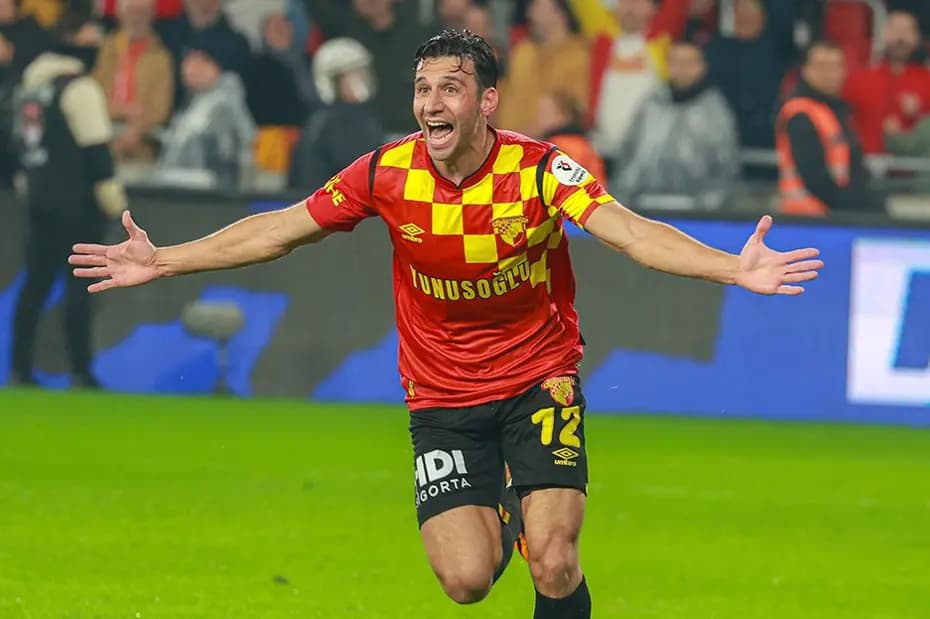 İsmail Köybaşı antrenörlük kariyerine başlıyor