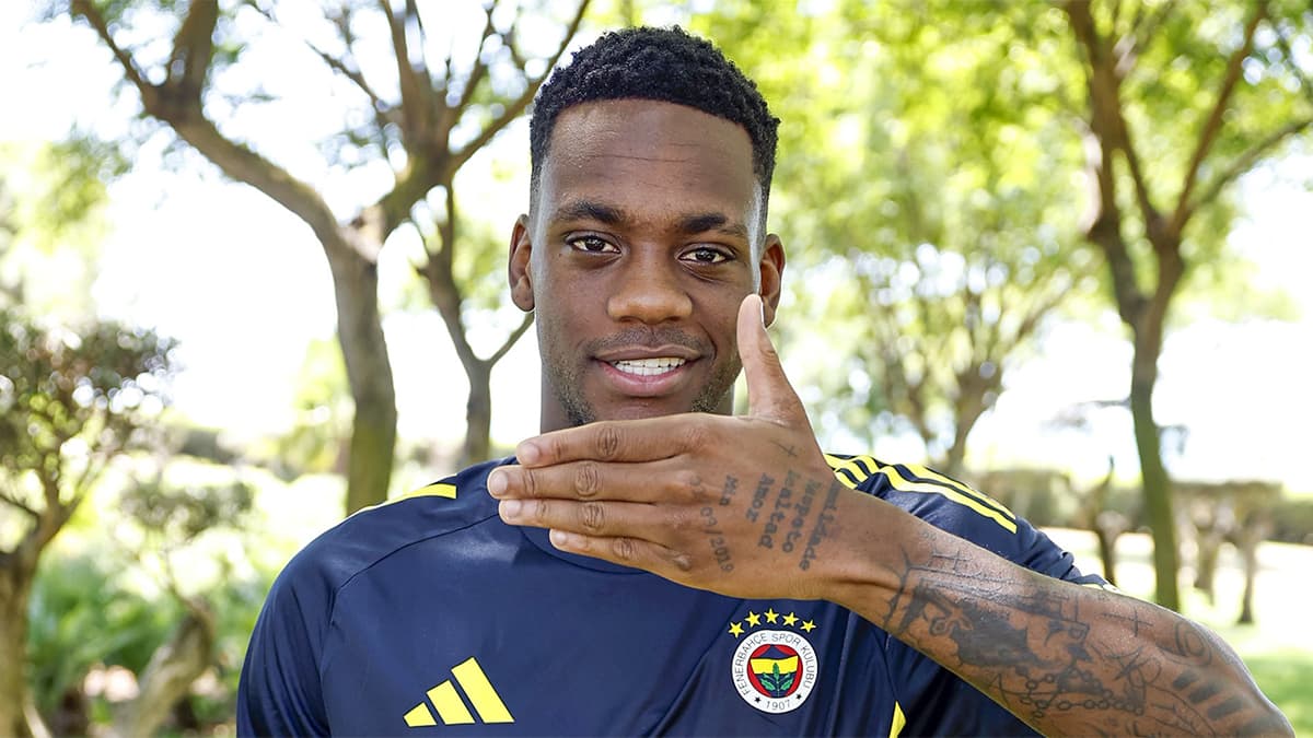 Galatasaray, Jhon Duran'ın transferi için özel madde eklemek istiyor