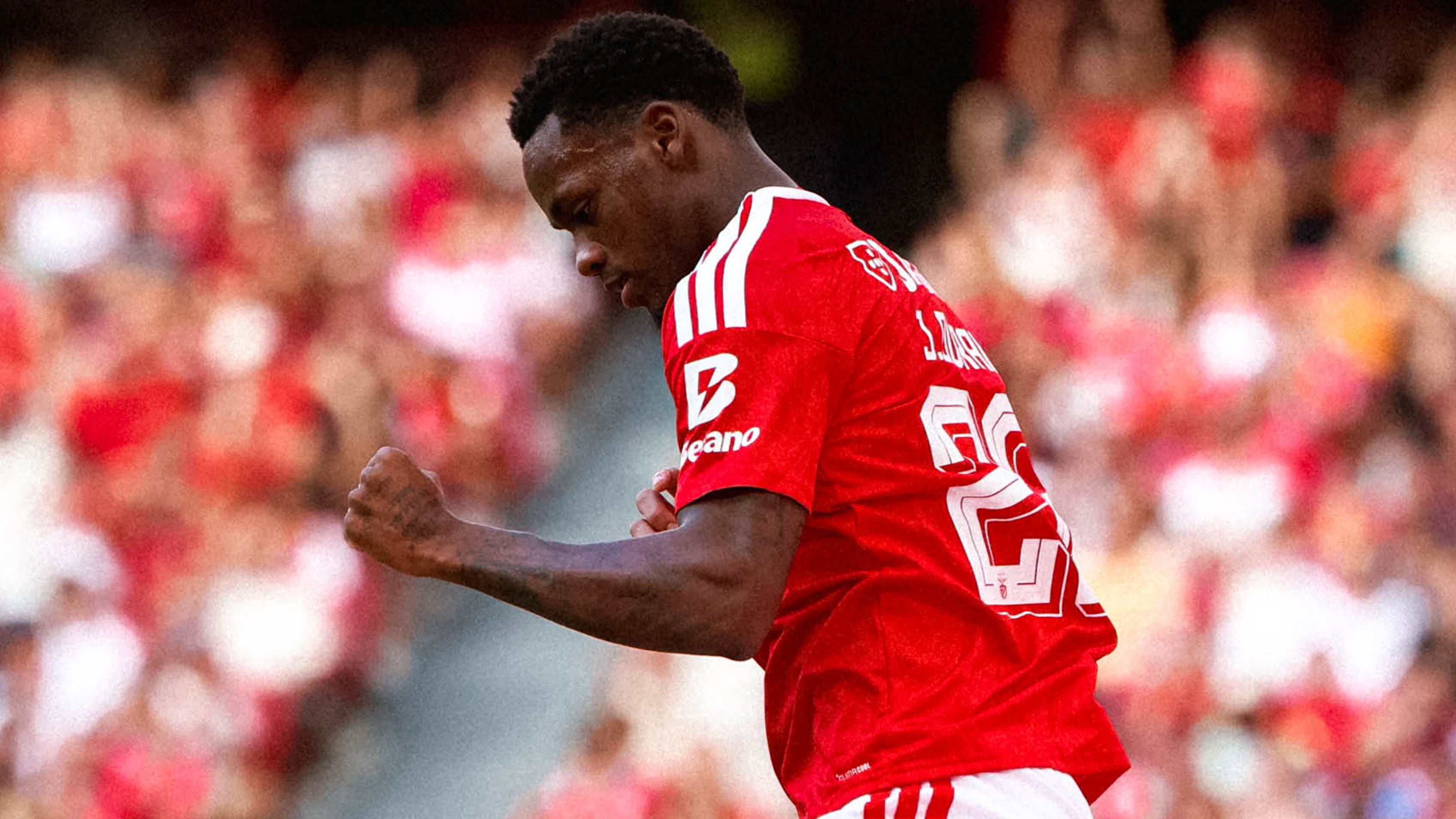 Jhon Duran, Benfica'daki ilk maçında dikkat çekti