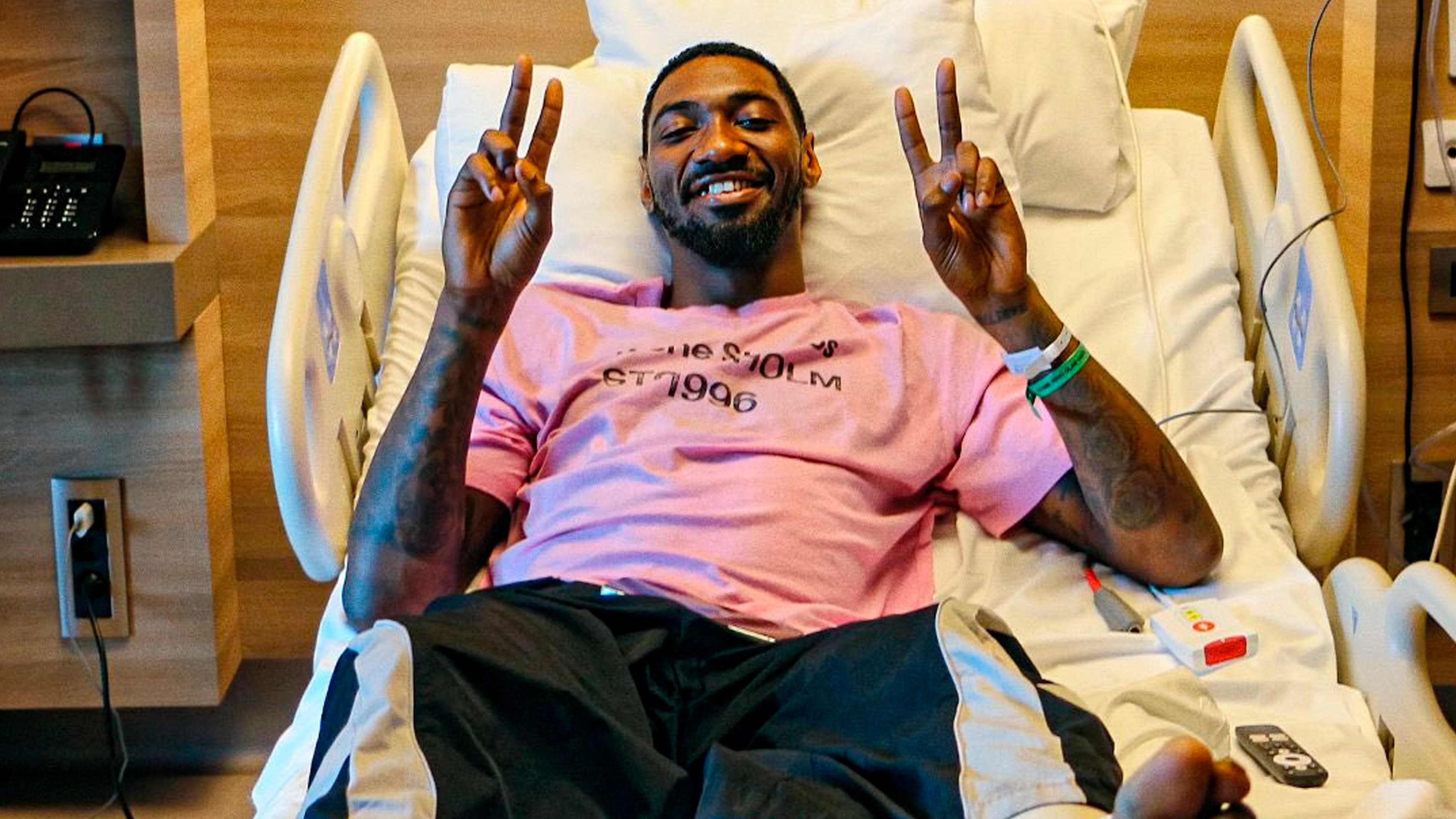 Beşiktaş'ta Jonah Mathews ameliyat oldu
