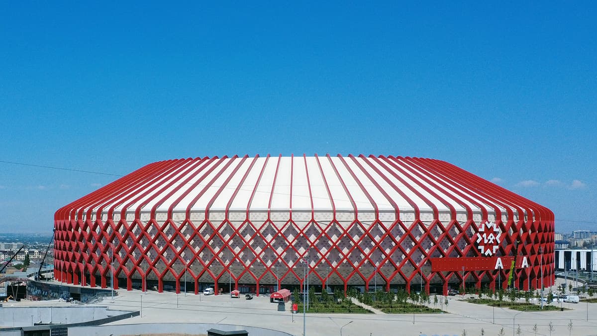 Kırgızistan'da 51 bin kişilik stadyum inşa edildi