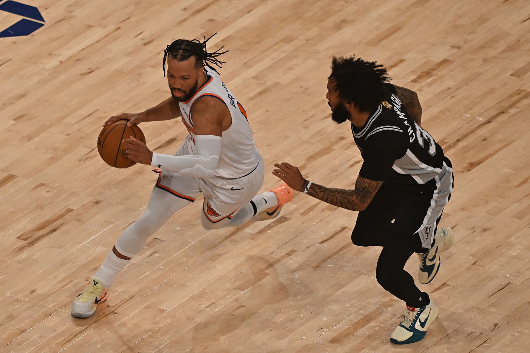 NBA finalinde Knicks'ten tarihi geri dönüş