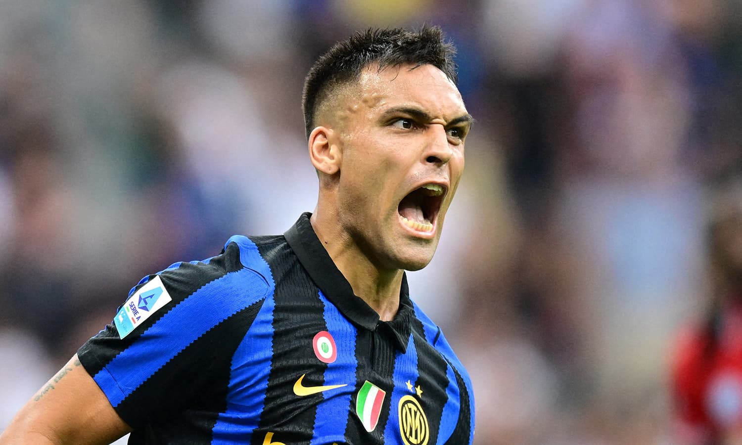 Inter, Napoli'yi 2-0 geriden gelerek 3-2 yendi