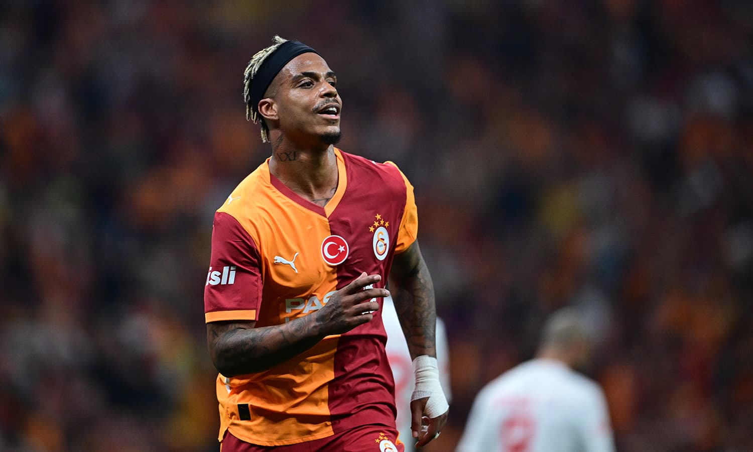 Galatasaray, Mario Lemina ile sözleşme sorununu çözdü ve kamp kadrosuna katılacak