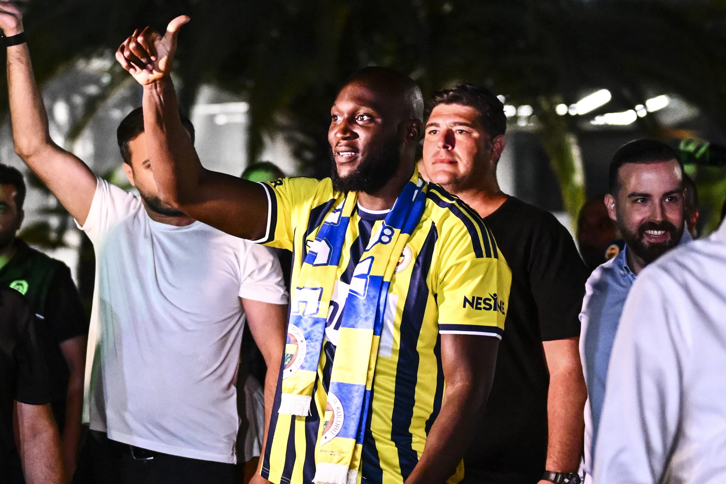 Lukaku'nun yerine gelecek golcü Noa Lang olarak belirlendi