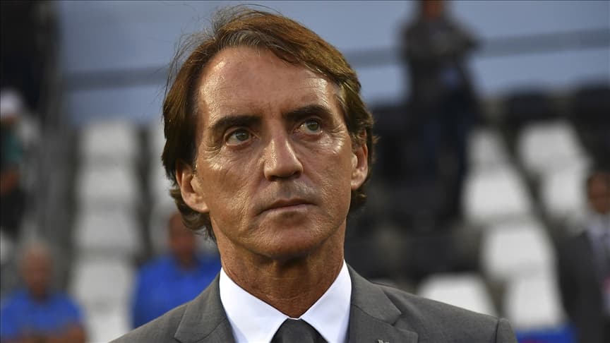 Roberto Mancini, Avrupa'ya dönmek için 2 milyon euroya 'Evet' diyor