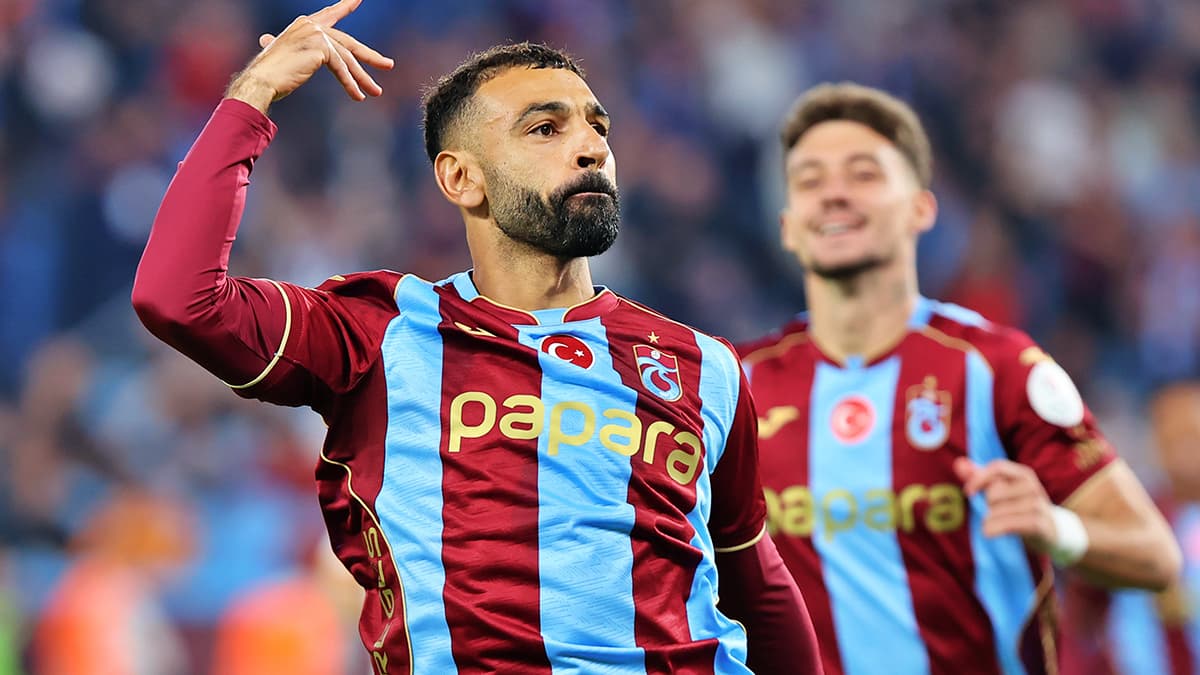 Mohamed Salah'a İngiltere'de 6 ay trafikten men cezası verildi