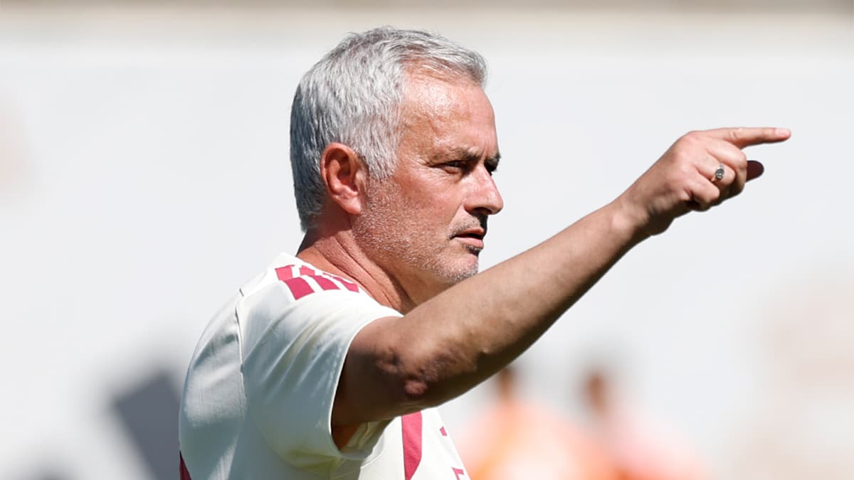 Mourinho, yıldızını Fenerbahçe'ye göndermeye hazır