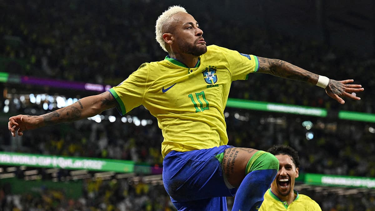 Brezilya, Dünya Kupası'nda Fas ile açılış yapacak; Neymar sakatlandı.