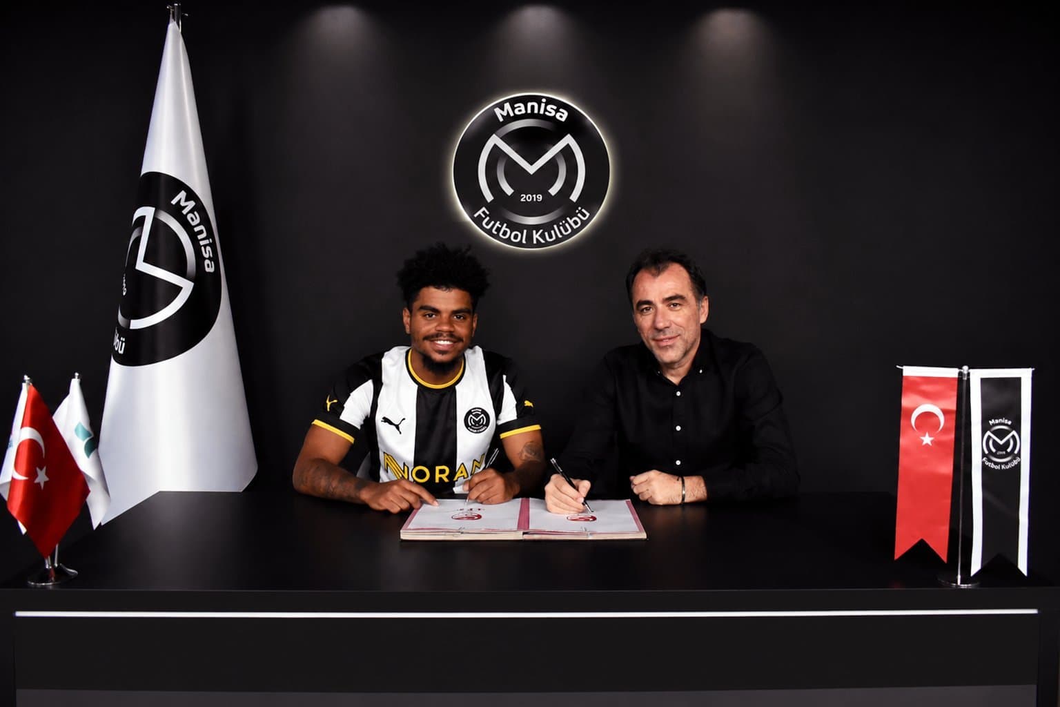 Mario Lemina'nın kardeşi Noha Lemina, Manisa FK ile anlaştı