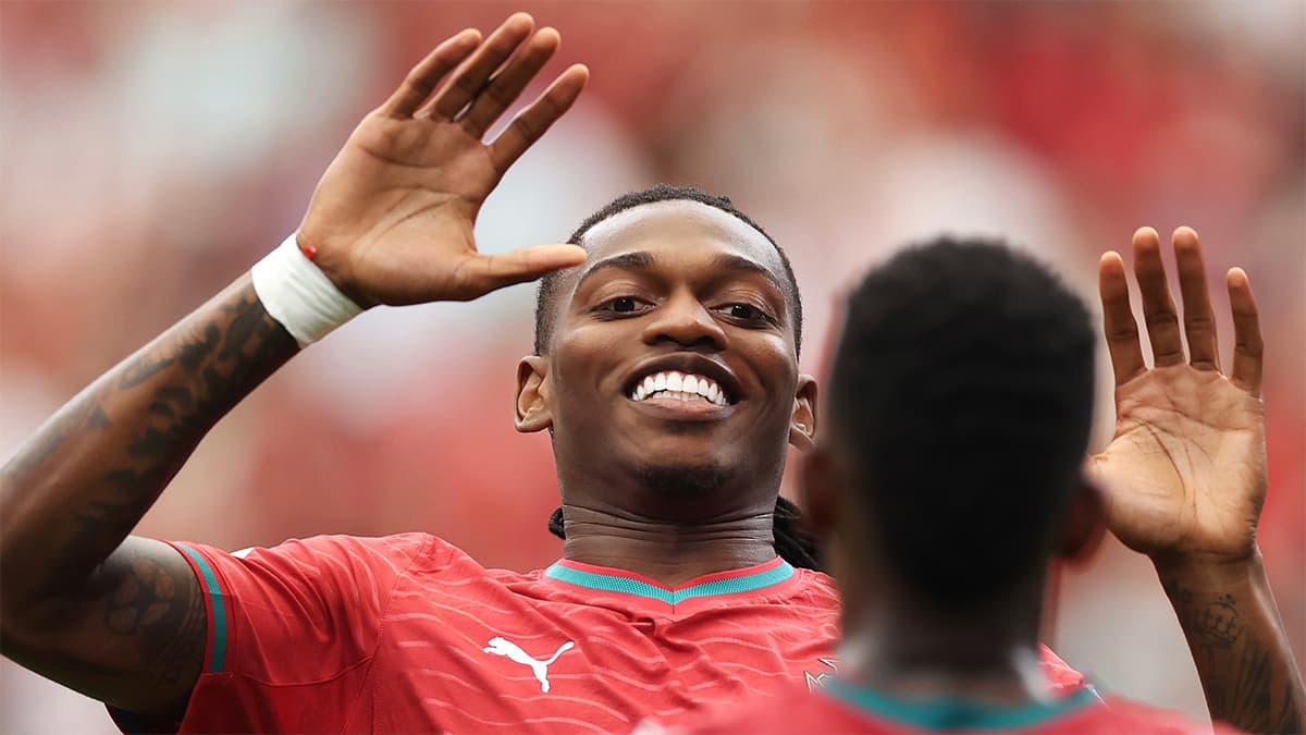 Fenerbahçe, Rafael Leao için rekor bonservis teklifi yaptı