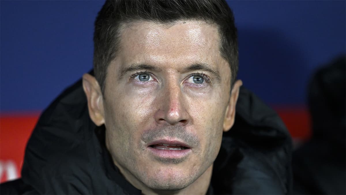 Lewandowski, Fenerbahçe ile sözleşme imzaladı