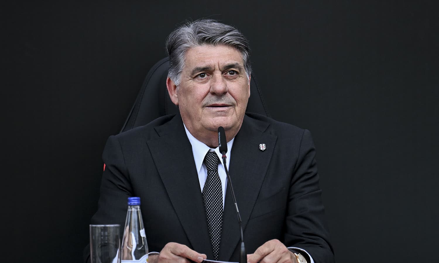 Serdal Adalı, Beşiktaş taraftarına yeni sezon için mesaj gönderdi
