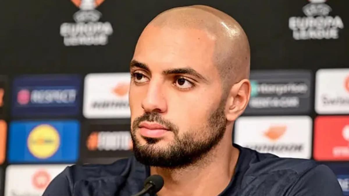 Sofyan Amrabat Ajax'ta ilk maçına çıktı, derbide tartışma yaşandı