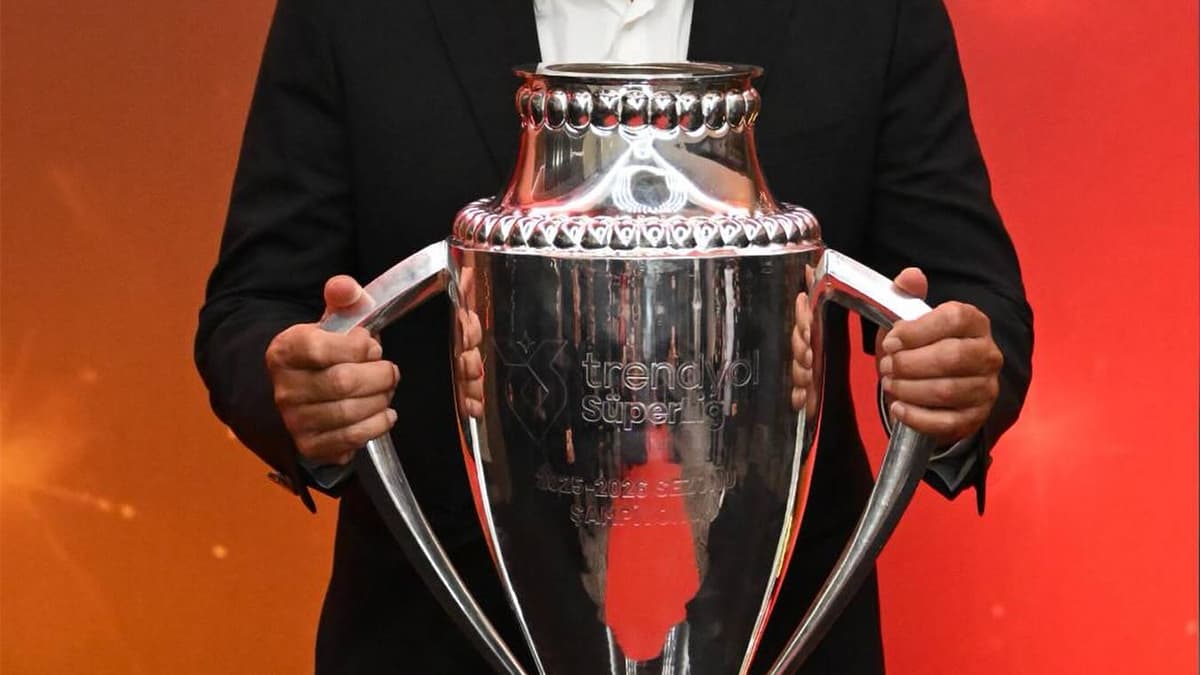 Süper Lig'de şampiyonluk oranları açıklandı, favori takımlar belirlendi