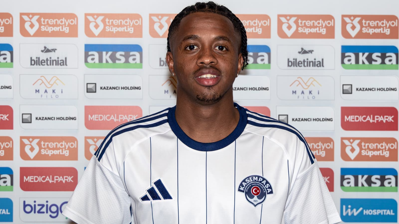 Kasımpaşa, Malili futbolcu Thiemoko Diarra'yı transfer etti