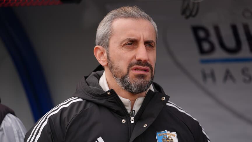 Erzurumspor, teknik direktör Serkan Özbalta ile sözleşme yeniledi