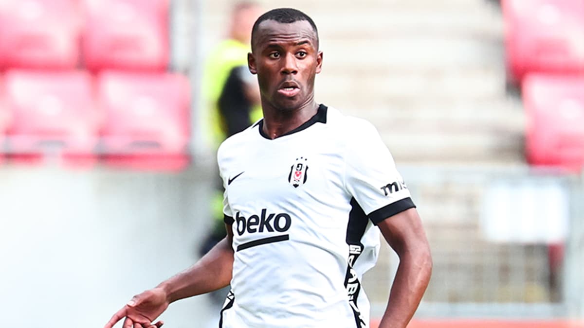 Djalo'nun Midtjylland maçı sonrası durumu netleşti.