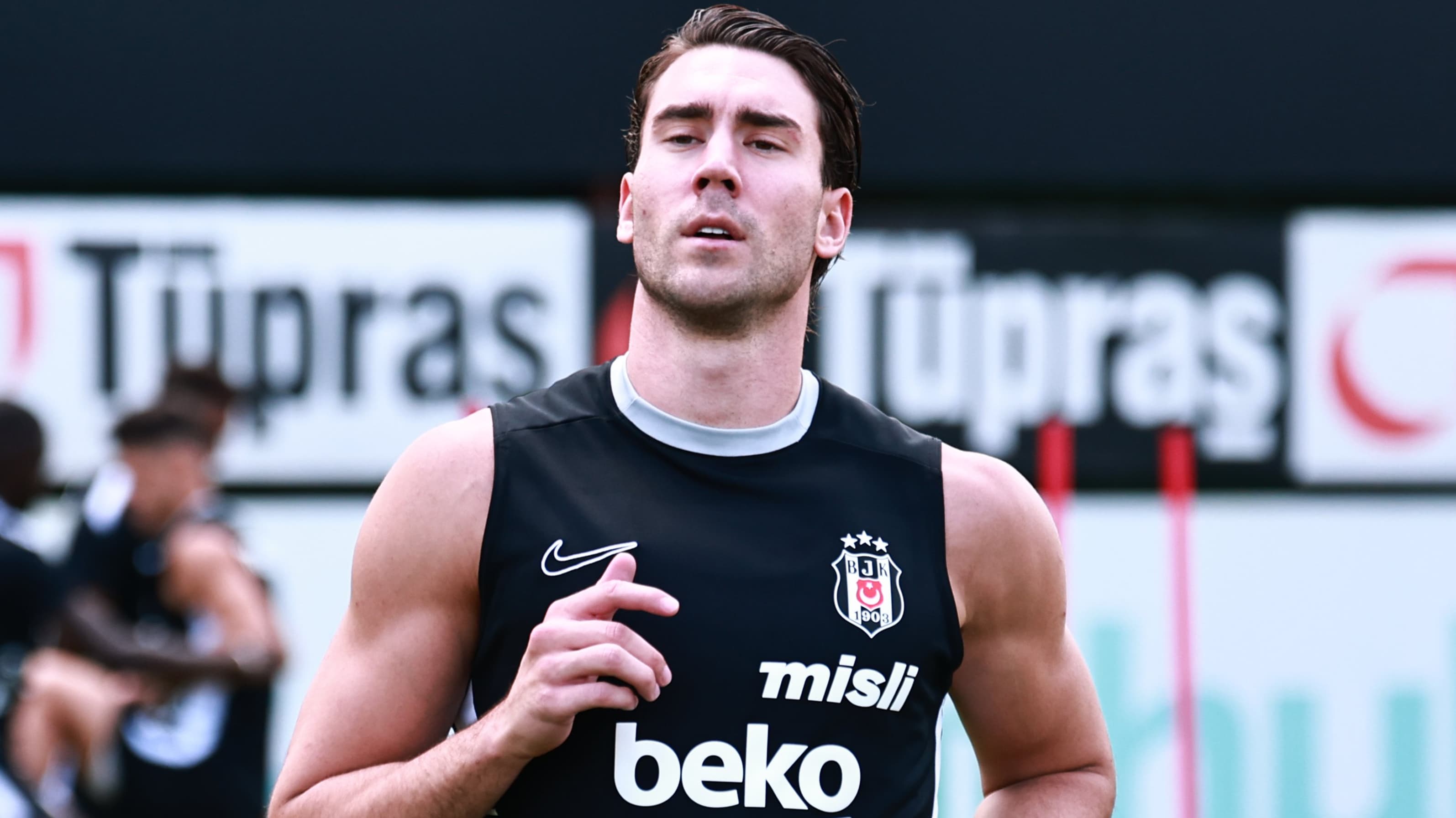 Beşiktaş, UEFA listesine Vlahovic'i ekledi