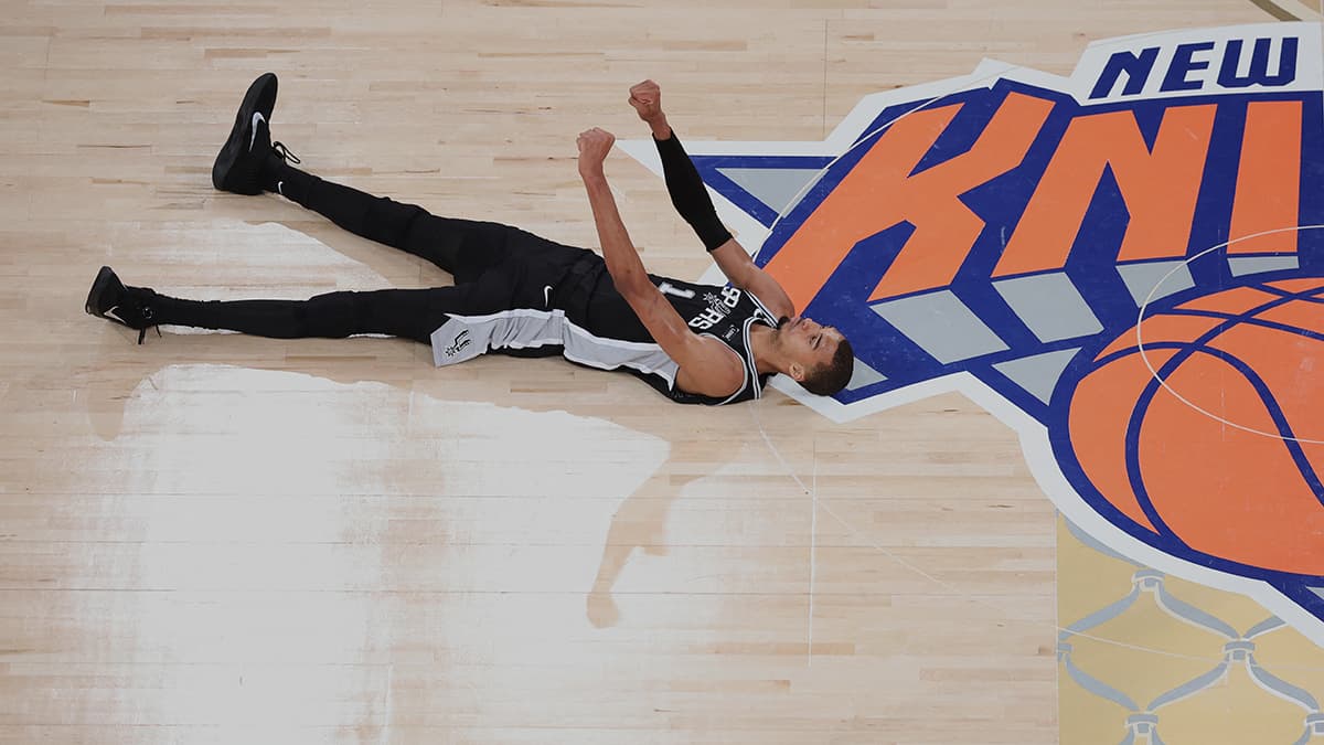 Spurs, Wembanyama'nın etkisiyle Knicks'i yenerek seriyi 2-1 yaptı