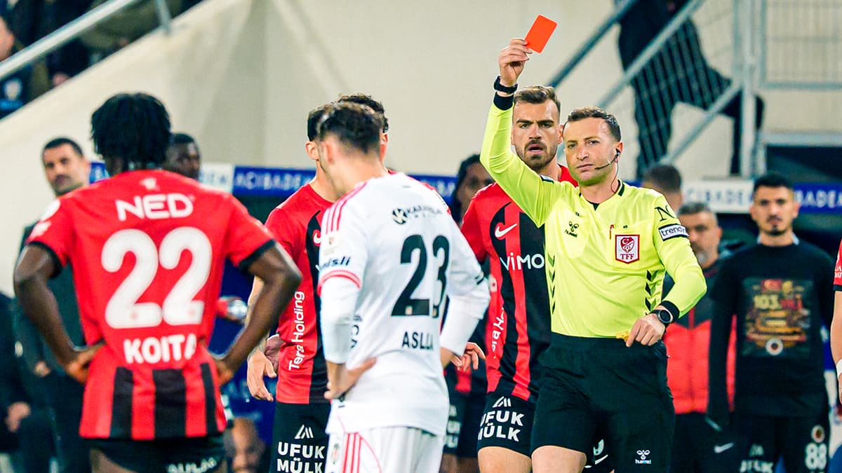 Trio ekibi, Beşiktaş maçının önüne geçen kırmızı kart için çok net konuştu