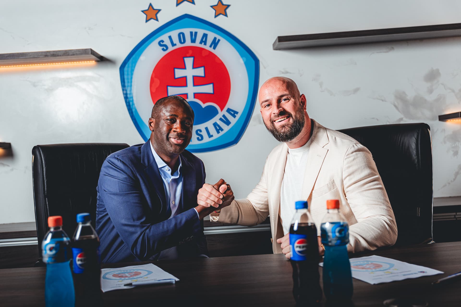 Yaya Toure, teknik direktörlük kariyerine başladı