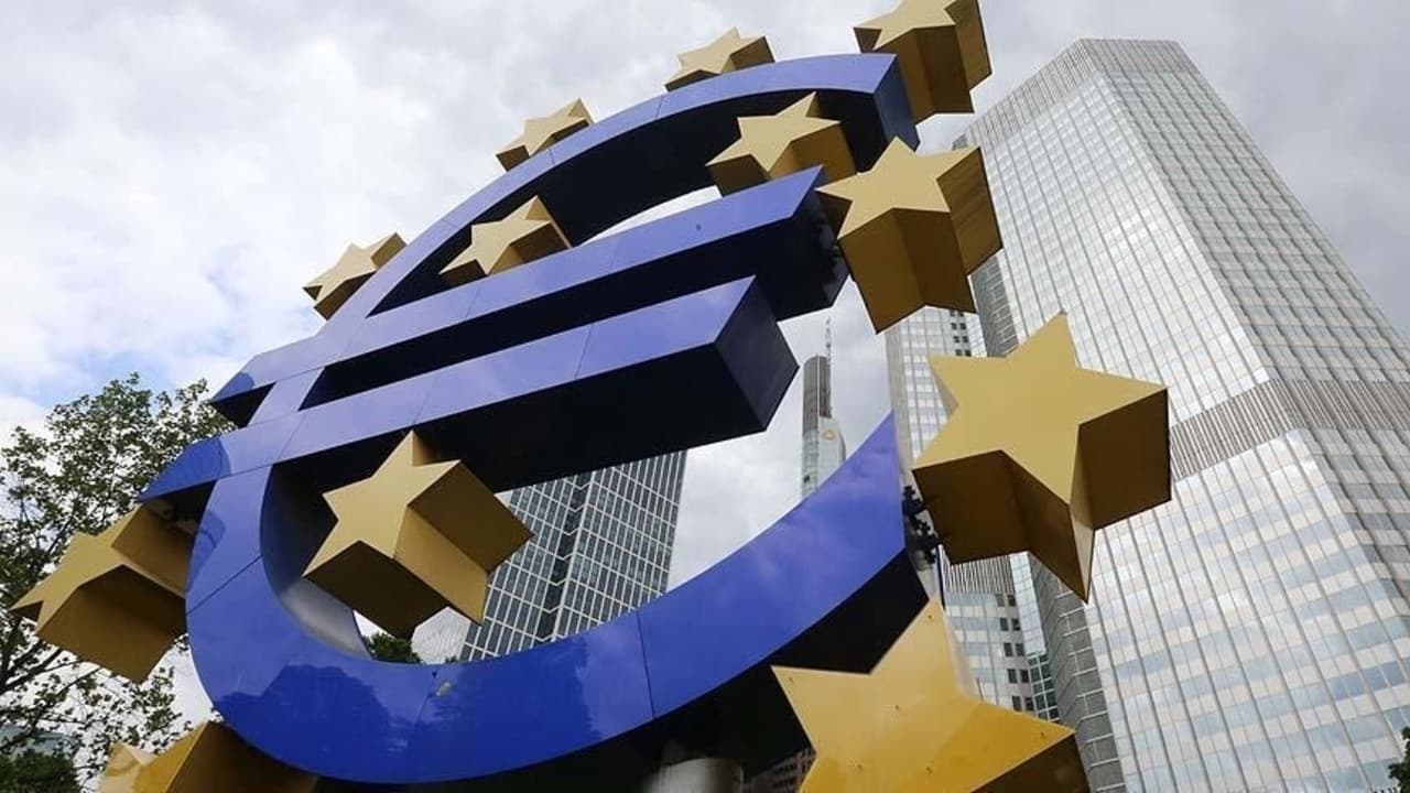 Euro Bölgesi'nde yatırımcı güveni yıla yükselişle başladı