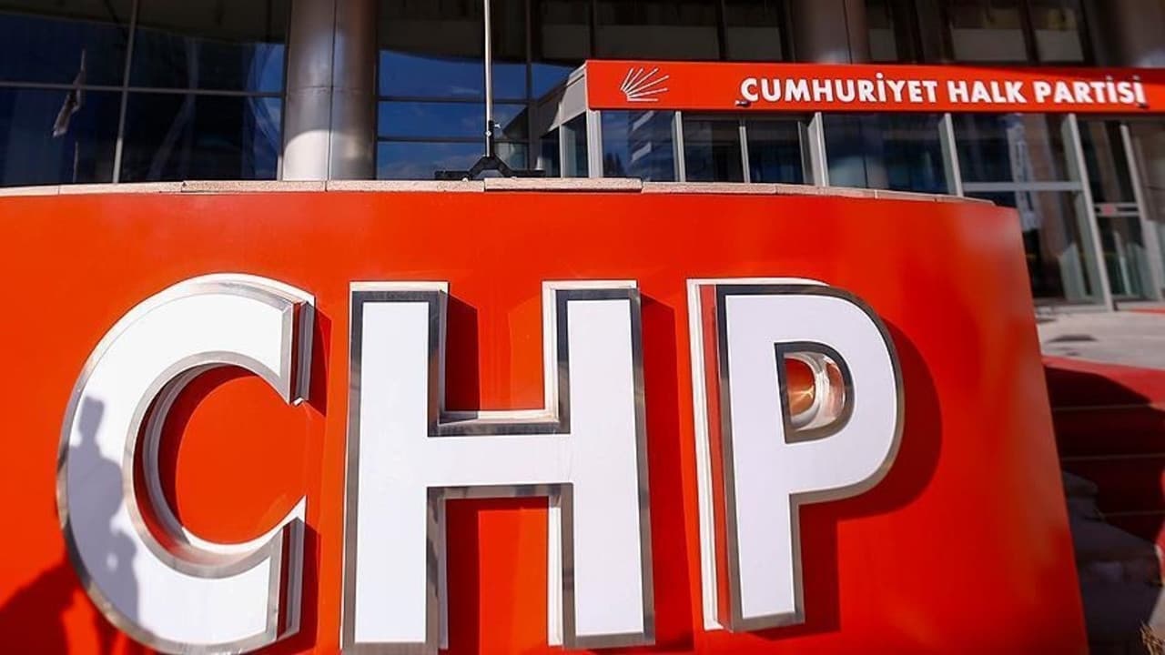 CHP'den olağanüstü kurultay için 111 milletvekili imza attı