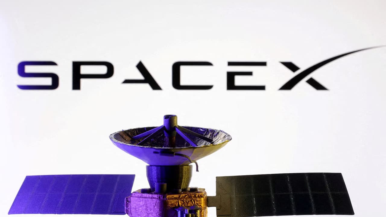 SpaceX halka arzda 1,75 trilyon dolar değerleme hedefliyor