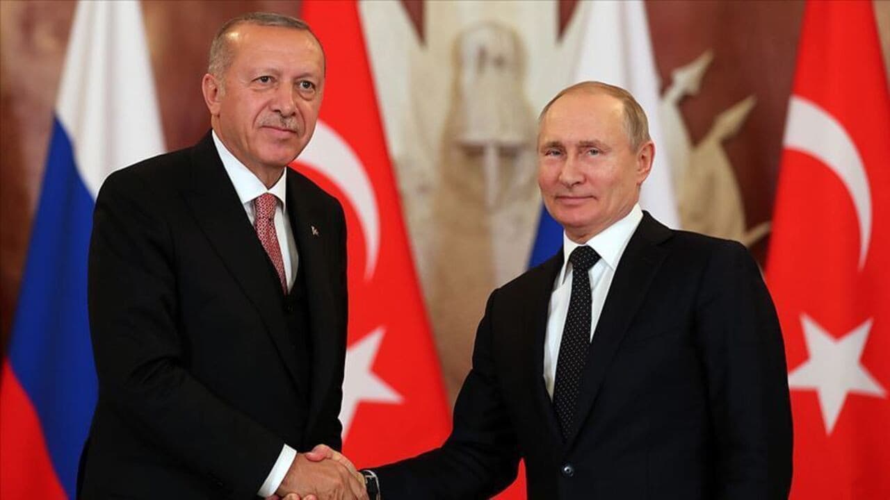 Rusya: Putin ve Erdoğan'ın düzenli görüşmeleri siyasi diyaloğu güçlendiriyor
