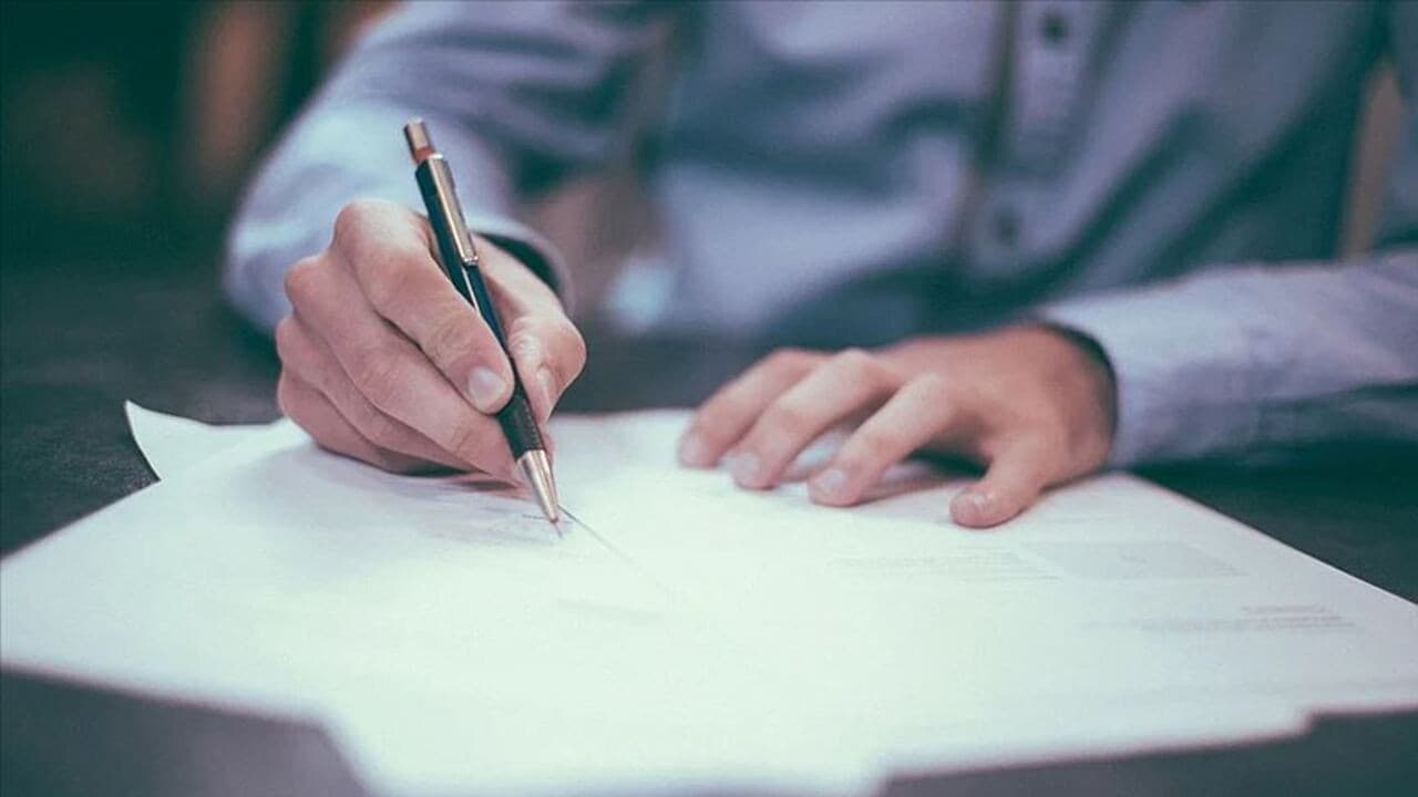 Yargıtay, işten çıkarılan çalışanın davasında müdürle tartışmayı onayladı