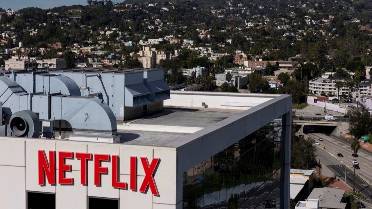 Netflix hisseleri Ekim 2024'ten bu yana en düşük seviyeye geriledi