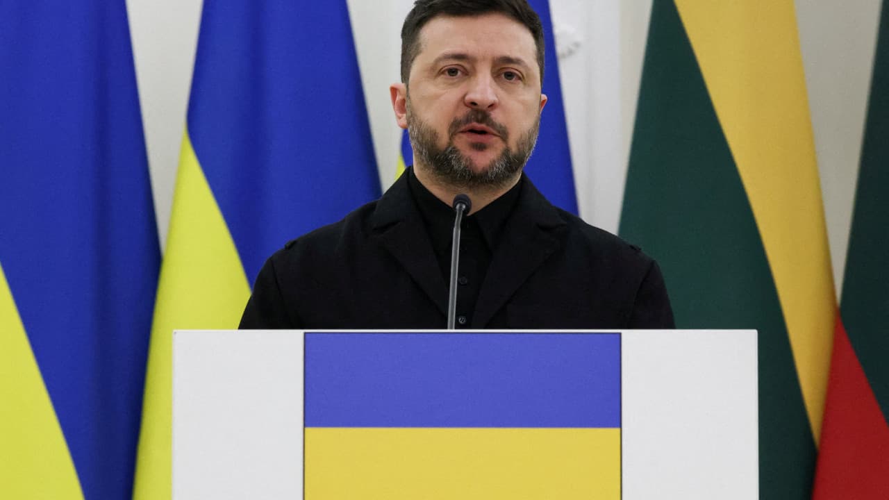 Zelenskiy: "Ukrayna, Türkiye'de yapılacak NATO zirvesinde temsil edilecek"