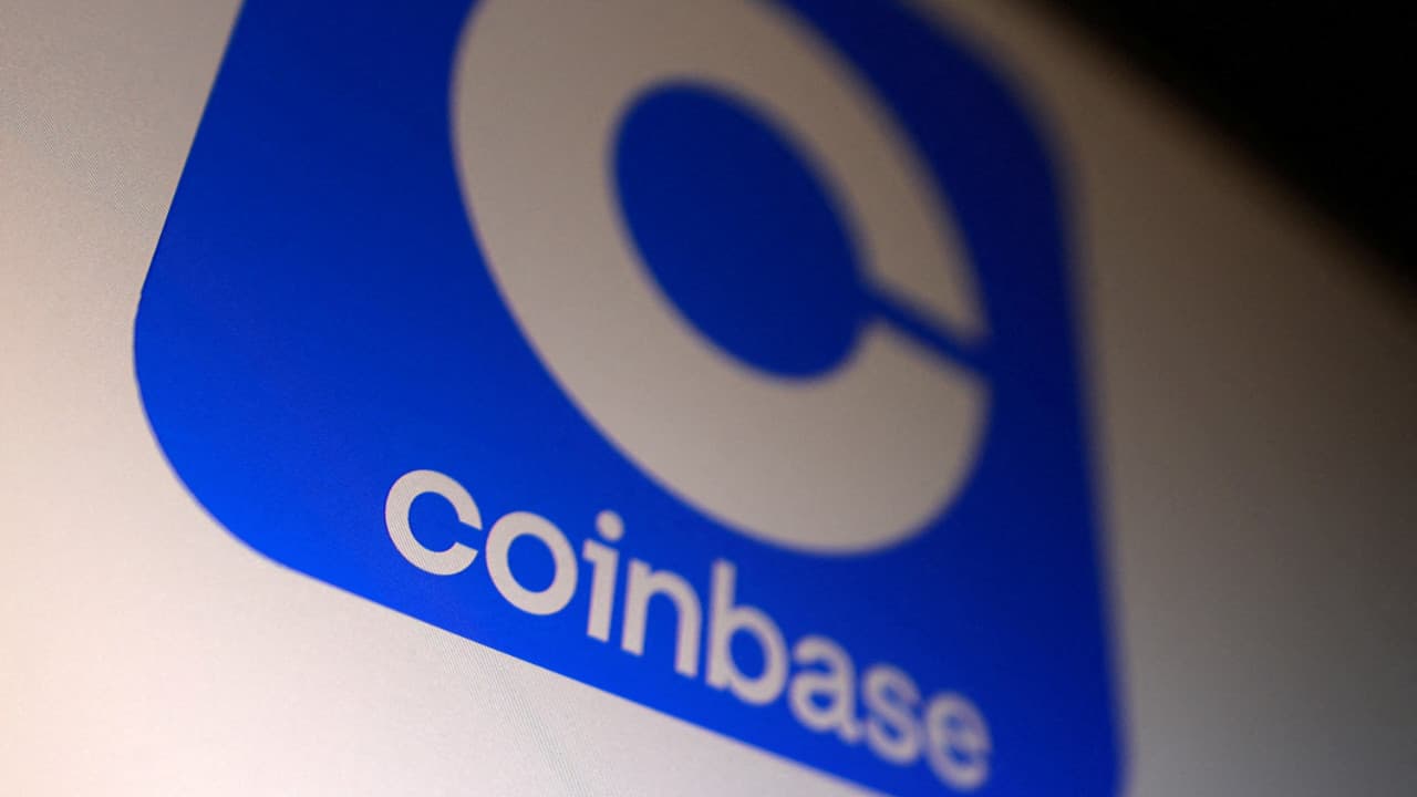 Kripto para borsası Coinbase yüzde 14 oranında küçülecek