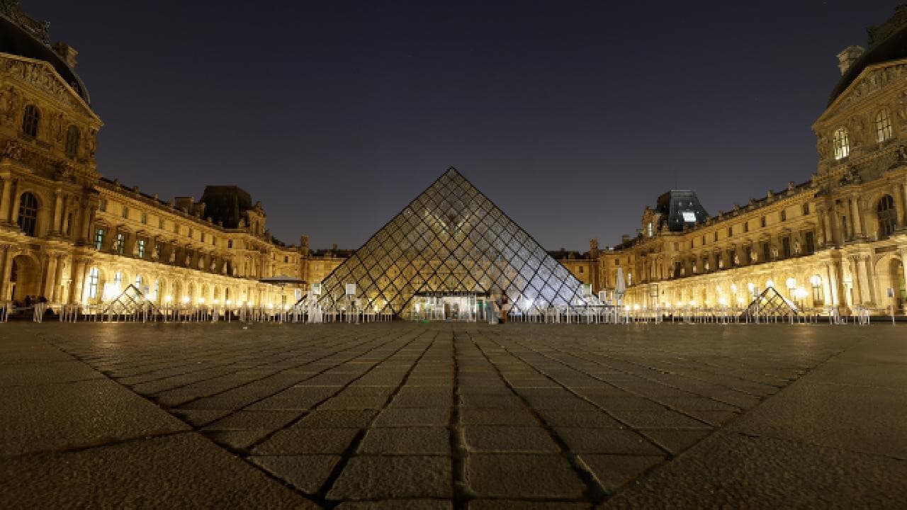 Louvre Müzesi'ndeki 102 milyon dolarlık soygun filme aktarılıyor