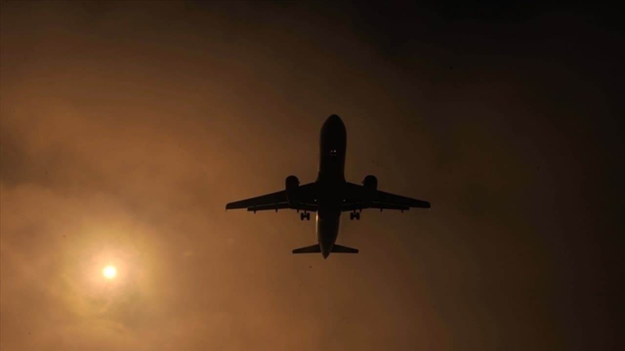 BAE'den vatandaşlarına 3 ülkeye seyahat yasağı