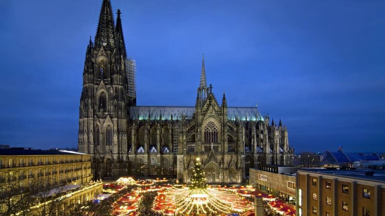 Köln Katedrali turistlere ücretli olacak