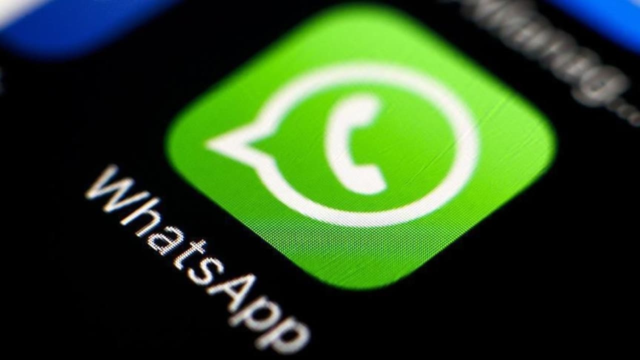 WhatsApp, iPhone için yeni medya paylaşım ekranını test ediyor