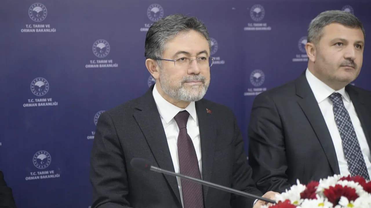 Bakan Yumaklı tedbirleri tek tek sıraladı: "Gübre stoklarımızda sorun yok"