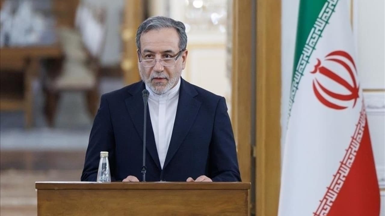 Savaş sürerken İran'dan Türkiye'ye mesaj! Erakçi'den Türkçe paylaşım