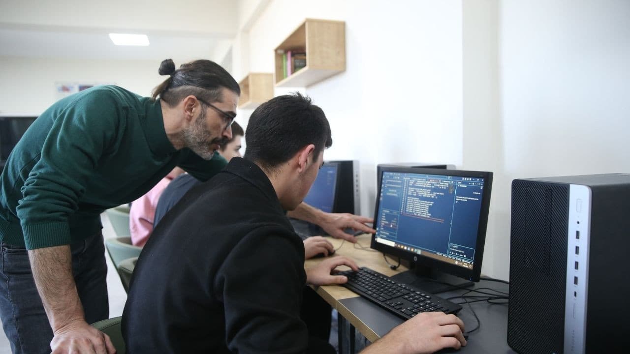 NASA yarışmasında 1. oldu! Türk gençlerden yapay zeka alanında dikkat çeken başarı