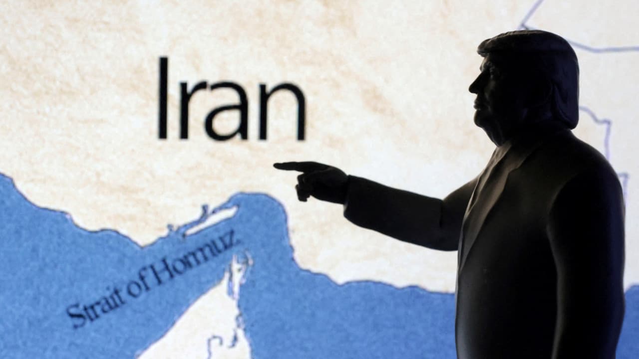 Trump, Hürmüz Boğazı'nı ABD toprağı ilan edeceğini söyledi