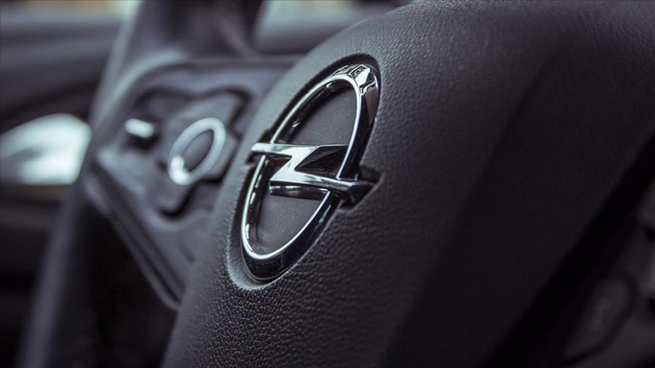 Opel'den yeni elektrikli SUV adımı: Stellantis, Çinlilerle masaya oturdu