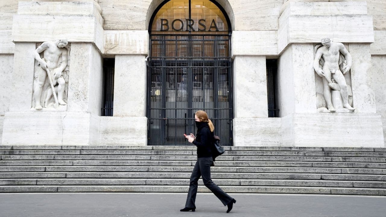 İtalya borsası 26 yıl sonra en yüksek seviyeye ulaştı