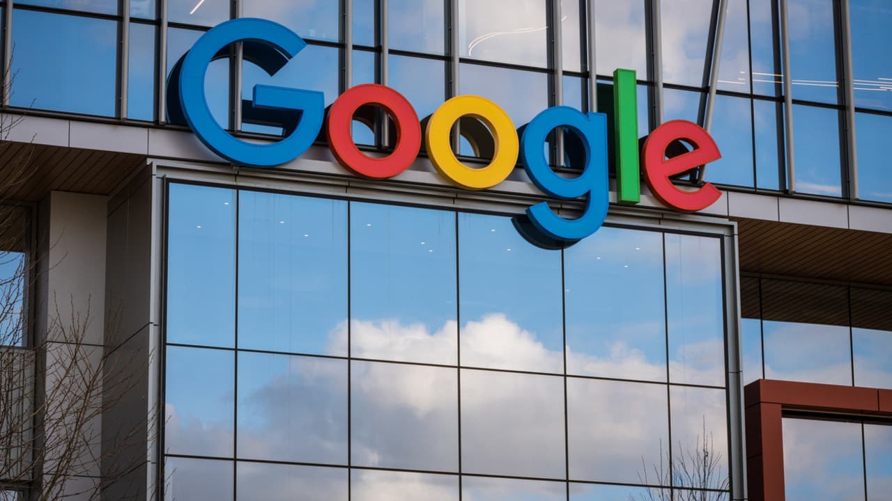 AB, Google'a 890 milyon euro ceza verdi