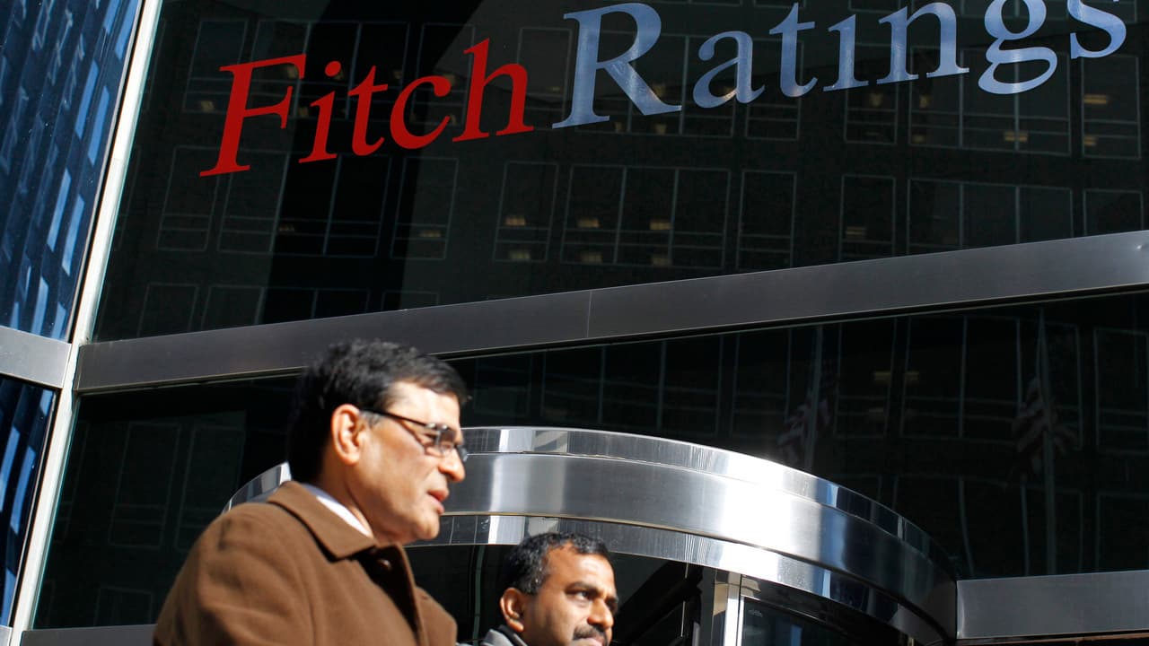 Fitch Ratings, küresel ekonomik görünümü kötüleştiriyor