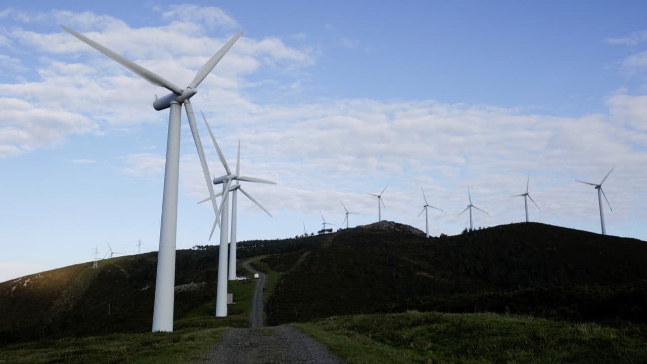 Türkiye'nin elektrik kurulu gücü 125 bin 410 megavata ulaştı
