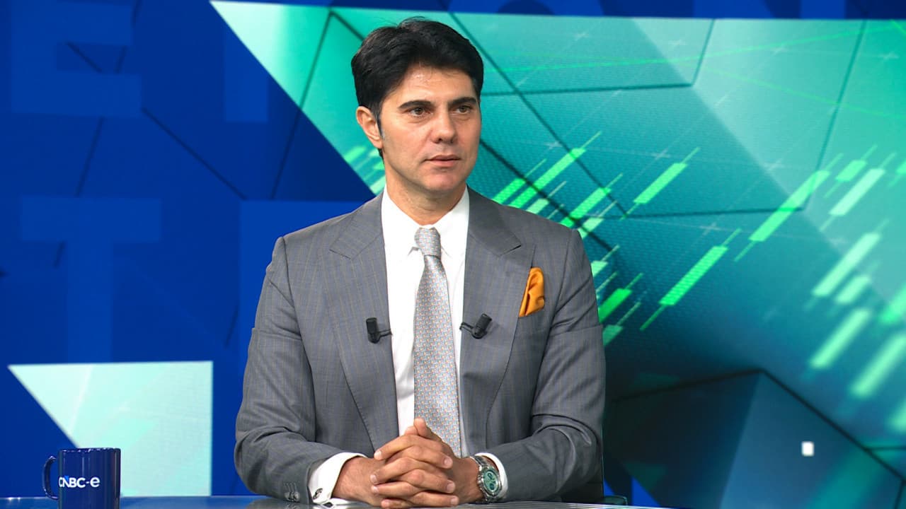 Berk Dinçtürk'ten çarpıcı analiz: "Gerçek bir savaş değil, kontrollü bir oyun"