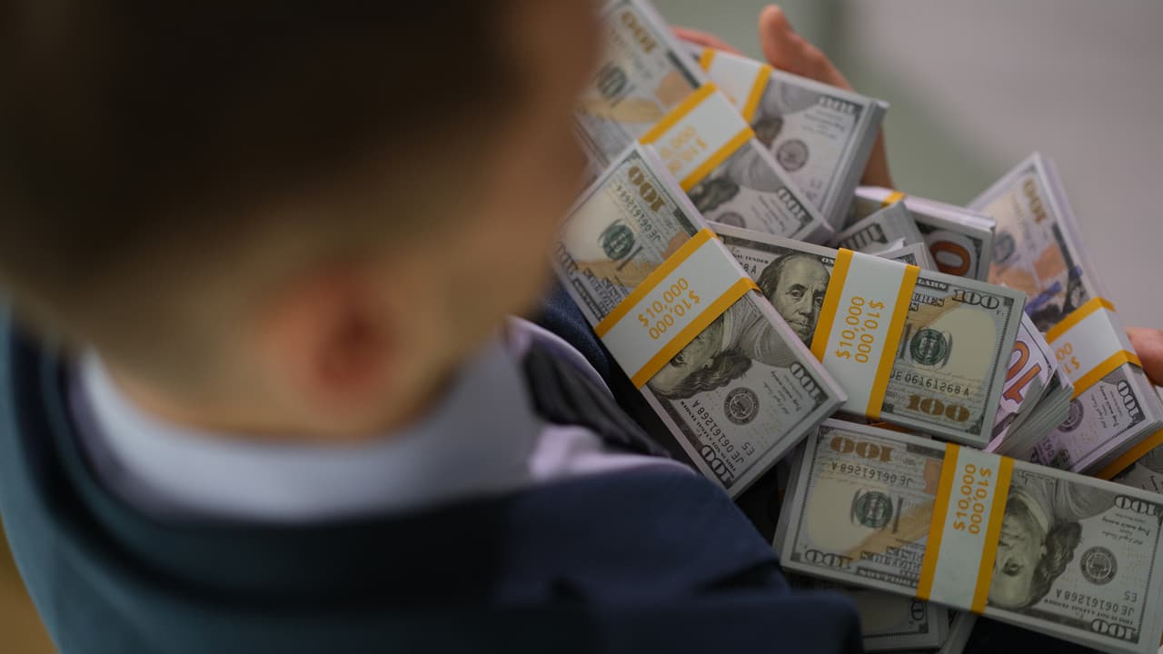 Milyarderlerin serveti tek günde 336 milyar dolar arttı